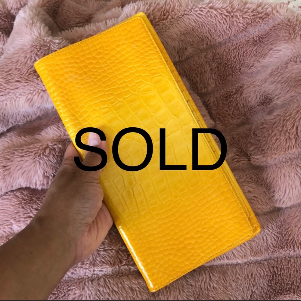 Preloved | Clutch; Nordstrom Brand; Leather | Great for spring & summer